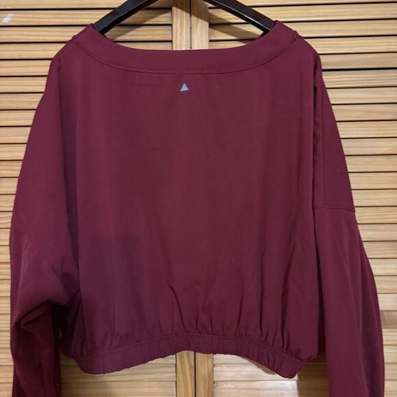 Balance Athletica Oversized cropped crewneck size medium - Picture 3 of 6